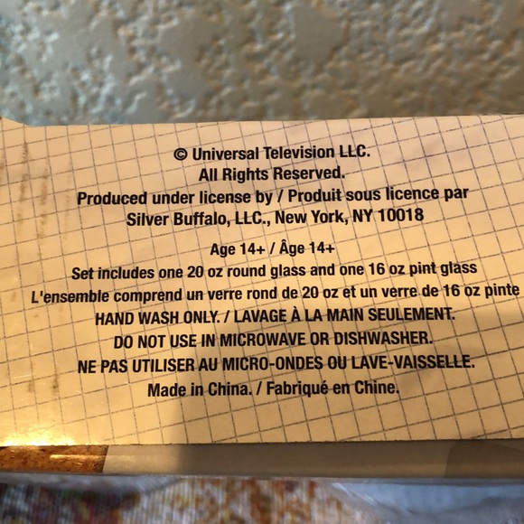 The Office “Pam & Jim” Glassware Set - Picture 8 of 8